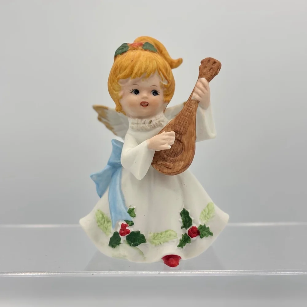Vintage 1970s Homco 5551 Christmas Angel Figurine Mandolin Lute Porcelain